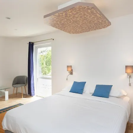 D'hotes Des Pins 3* 카이유쉬르메르